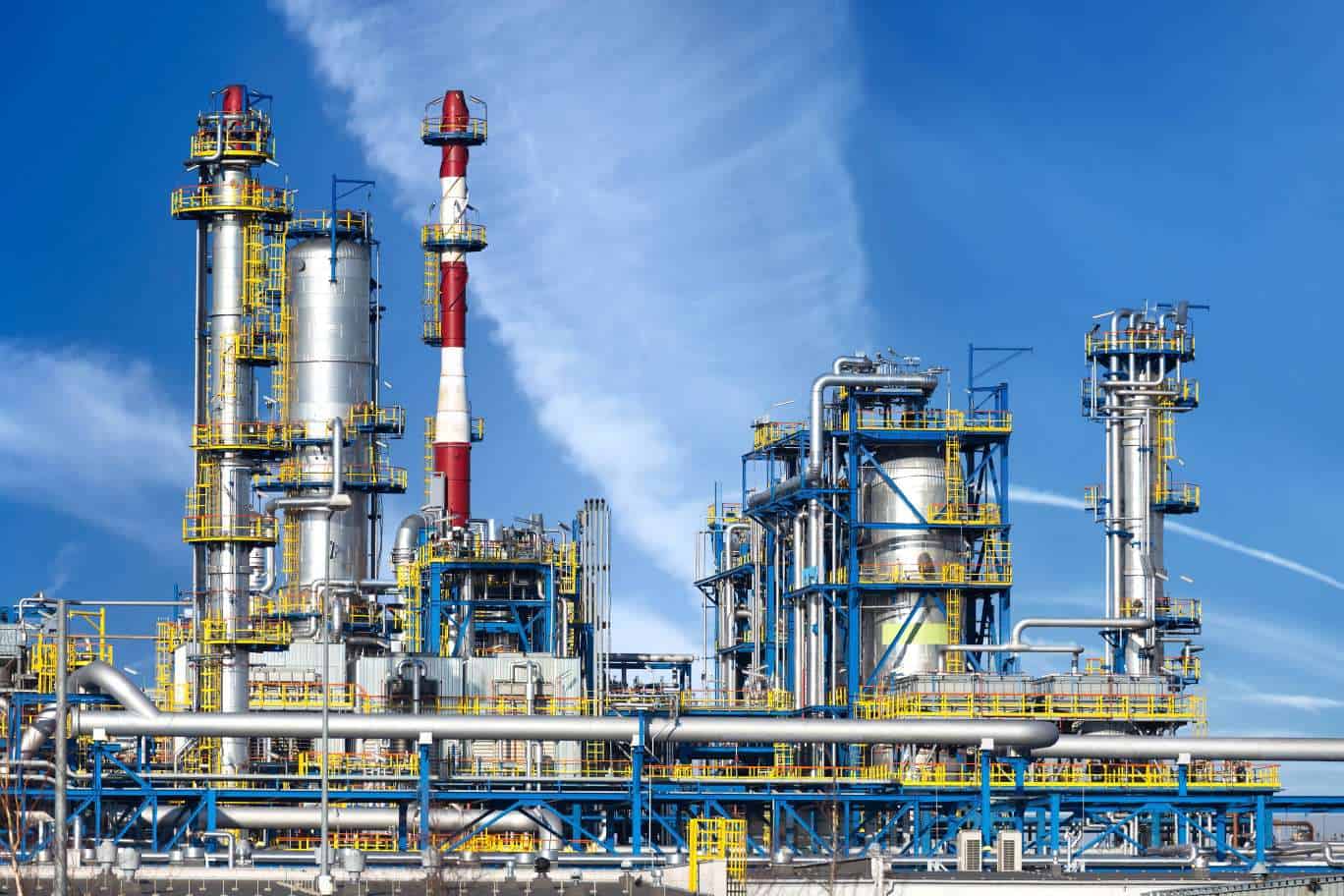 Industrial lubricant plant with blending and mixing equipment