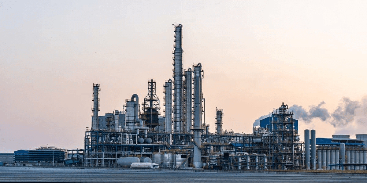 Industrial essential oil extraction plant with steam distillation system
